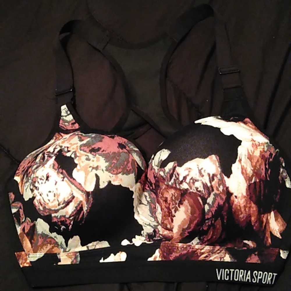 Victoria Secret Incredible sports bra